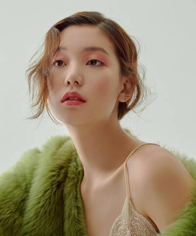 #李皓京##LeeHojung##Hollymoly李皓静##이호정# 【ins更新】 ​