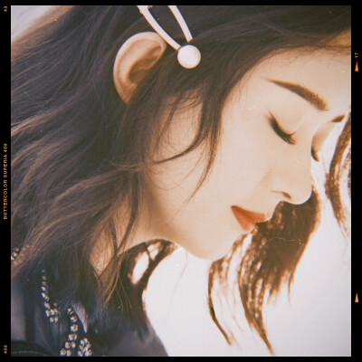 赵丽颖 #赵丽颖BOBOSNAPFashionFilm#
cr.@扇子要开花儿