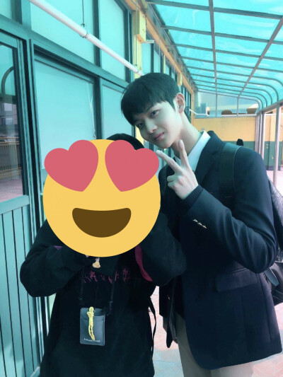 裴珍映走钻石路吧❤