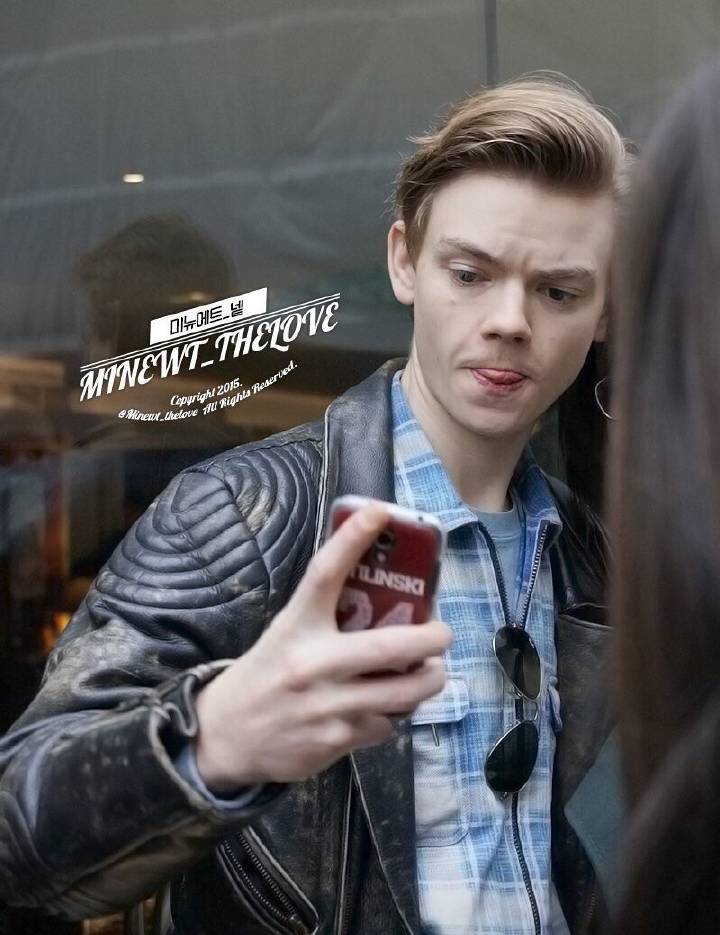 Tomas Sangster 桑总 感谢摄影师把我桑拍得这么好看