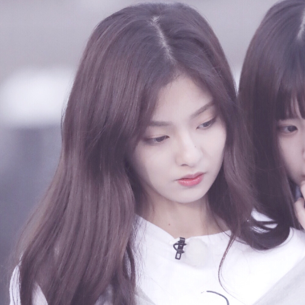 自截爱豆闺蜜头像by哭