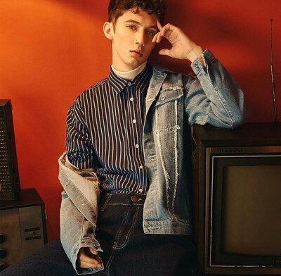 戳爷
激动ing……