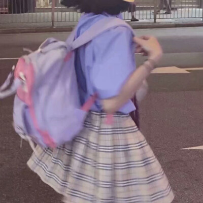 哔哩酱~ 女头 闺蜜