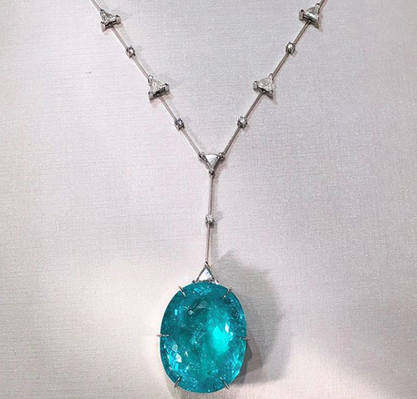 Stunning Diamond & Paraiba Tourmaline Necklace 钻石 帕拉伊巴 碧玺 项链