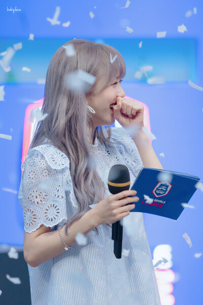 李LUDA