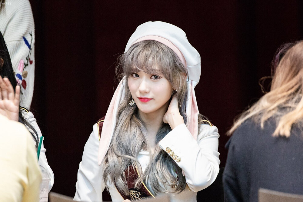 李LUDA