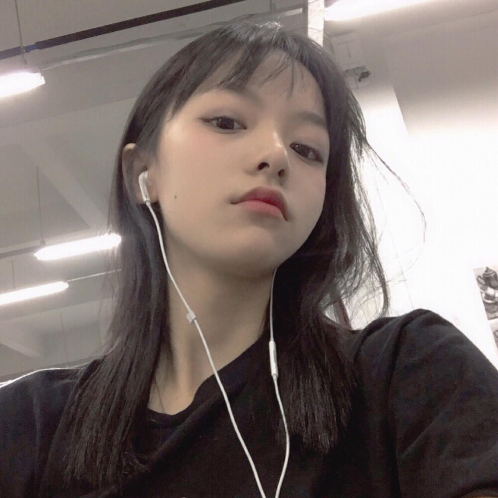 女生头像79野璎