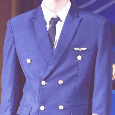 车银优 cr.沈西井