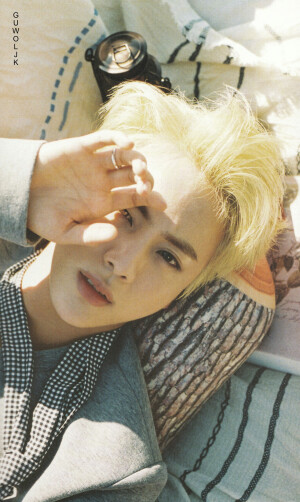 防弹少年团【2016】