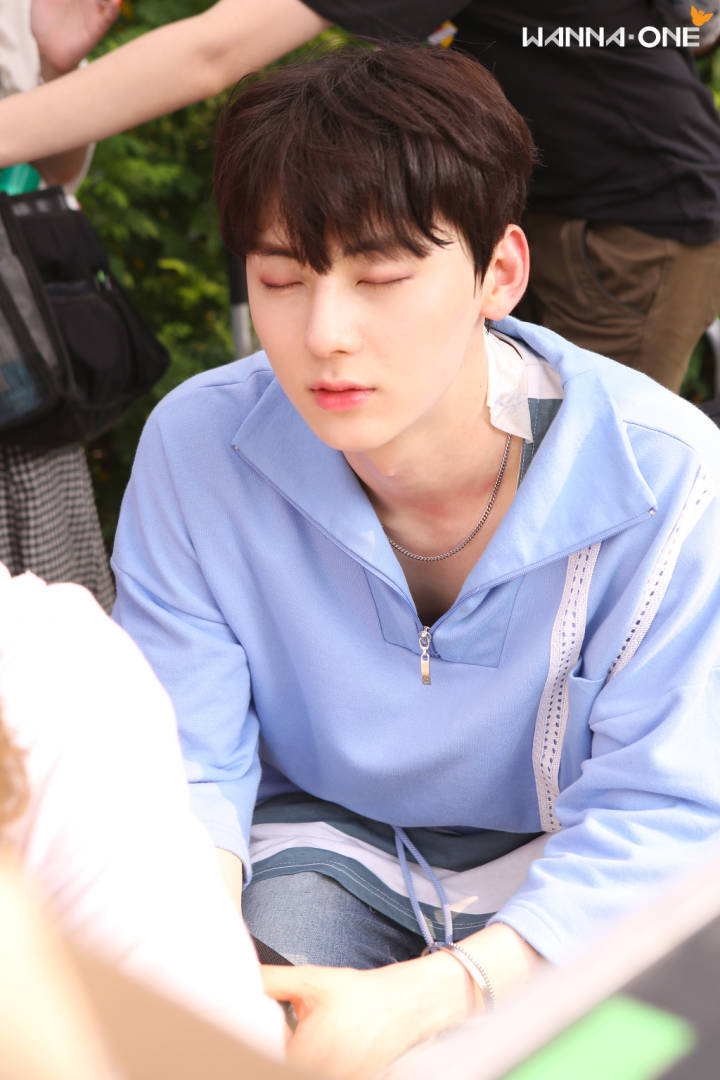 wannaone黄旼炫赞评论更多