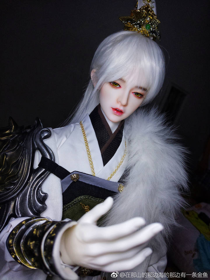 娃娃bjd #龙魂# #尾火虎#
图源水印