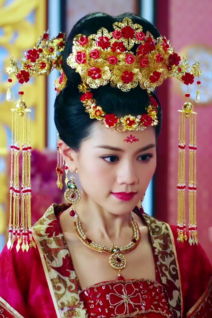 深宫计郑纯熙周秀娜饰