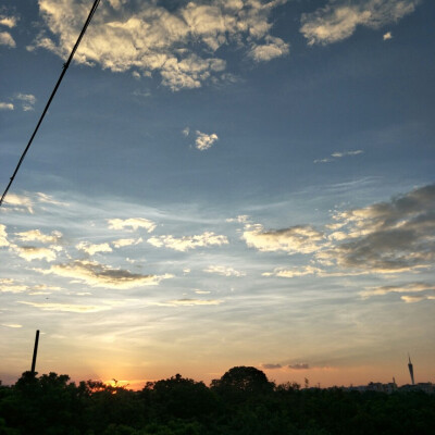 爱就像蓝天白云