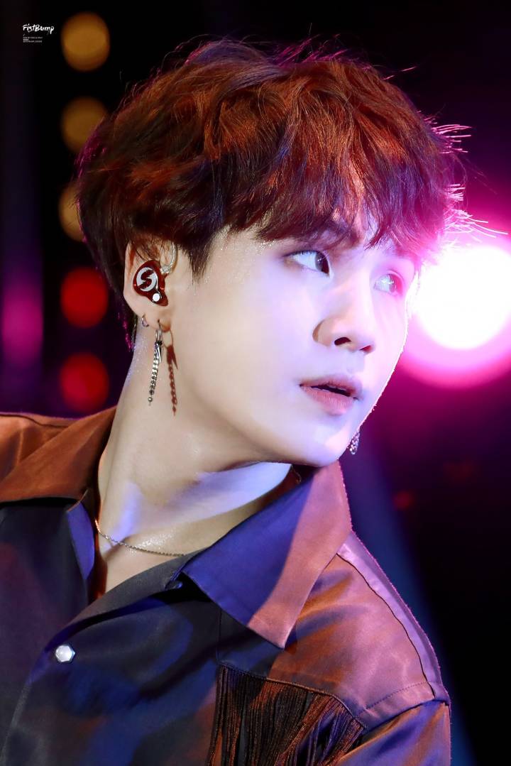 源自b站 by林幼熙
闵玧其 suga 糖爷 危险的男人
要永远开心啊♡