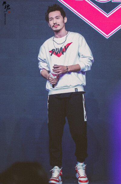 演员白宇 2018.8.11 pony嘉年华 活动图