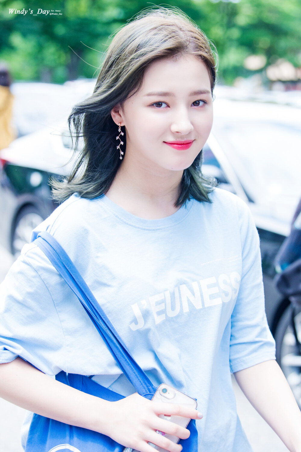 MOMOLAND Nancy 李承利