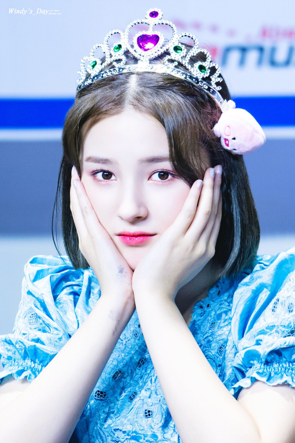 MOMOLAND Nancy 李承利