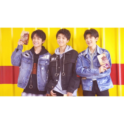 tfboys 代言 三只松鼠