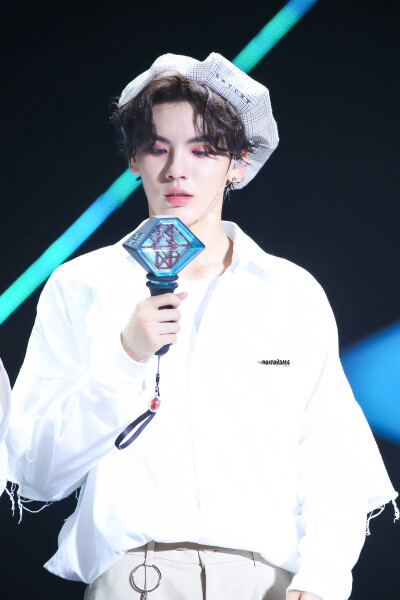 #毕雯珺#
NEX7深圳见面会
这个手灯怎么欺负我家宝宝啊
cr：logo