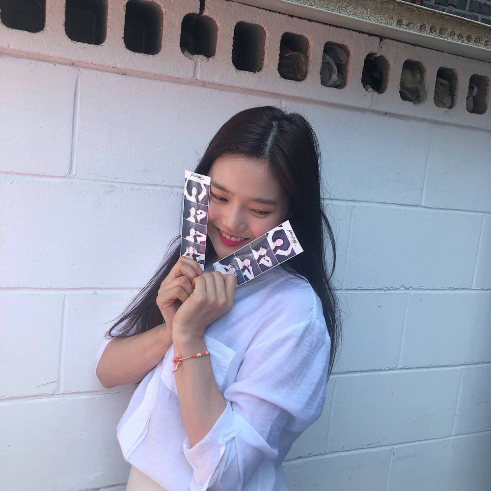 OH MY GIRL 崔孝定