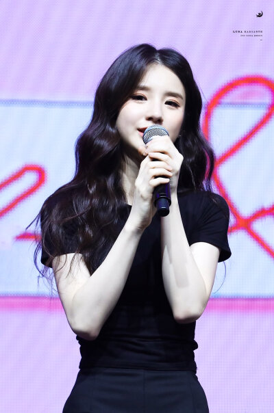 heejin
