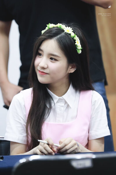 heejin
