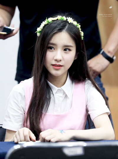 heejin
