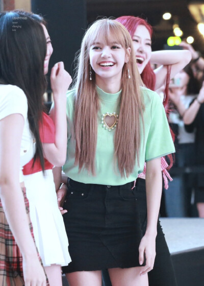 180708 汝矣岛IFC MALL签售会 lisa