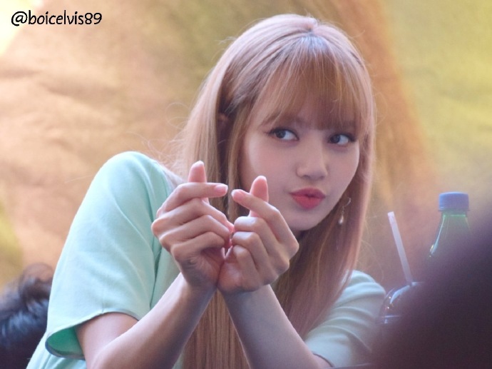 180708 汝矣岛IFC MALL签售会 lisa