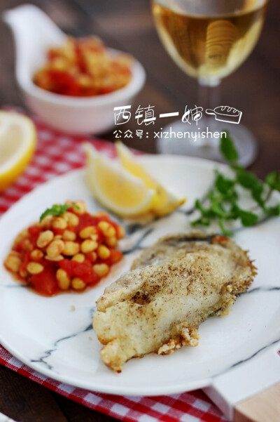 空气炸锅创意美食。你家里的空气炸锅还在闲置吗？孩子还在吃油炸食品？低油低脂，简单易做，一台锅可以作出一桌菜，每一种空气炸锅美食都有详细的图文制作过程。感兴趣的可以当当网搜索《轻松做 150道空气炸锅创意美…