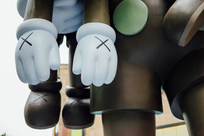 Kaws