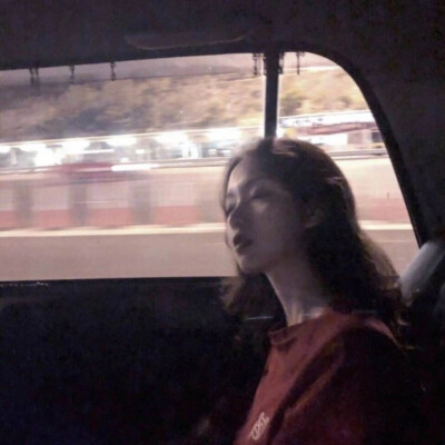 网图 女头 ins风 暗黑系 女生头像 高清