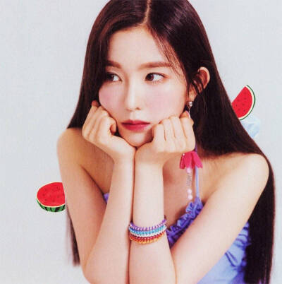 Red Velvet Summer Mini Album
Summer Magic 《Power Up》2018.08.06
专辑内页扫图