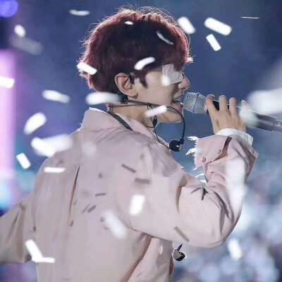 这么好看的吗？超级喜欢这个系列─=≡Σ((( つ•̀ω•́)つ边伯贤啵啵虎