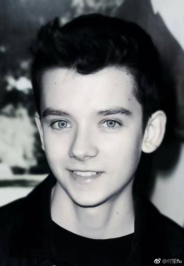 Asa Butterfield 阿沙.巴特菲尔德