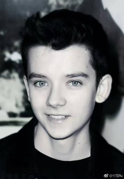 Asa Butterfield 阿沙.巴特菲尔德