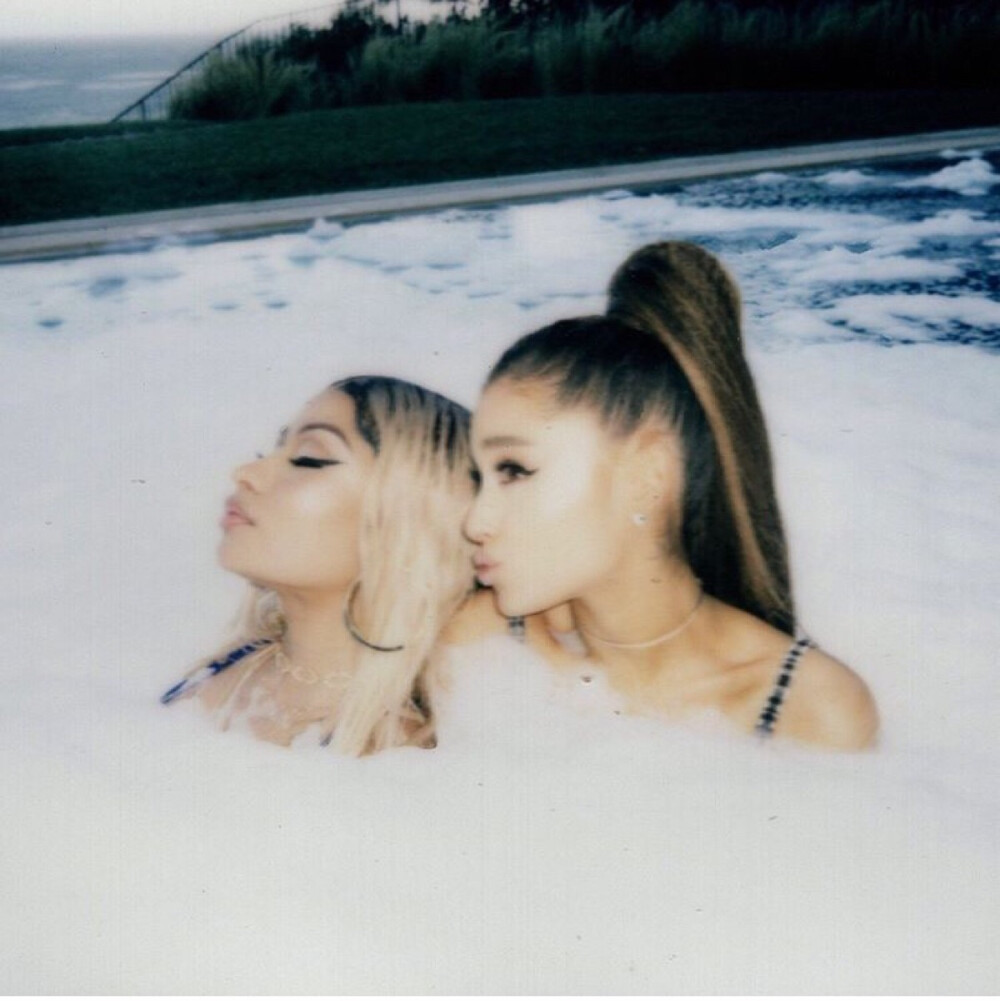 Ariana Grande / Nicki Minaj 