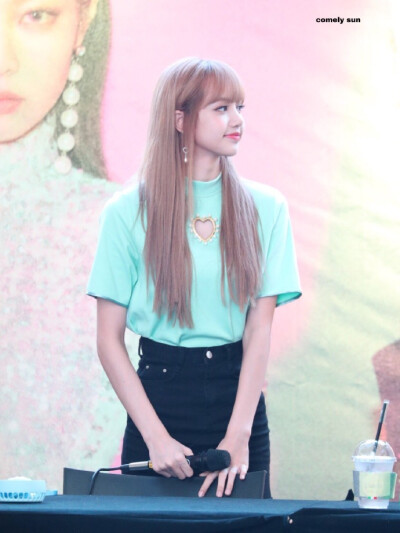 180708 汝矣岛IFC MALL签售会lisa