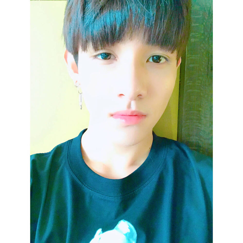 金Samuel 0731 SNS