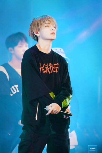 V金泰亨 BTS 防弹少年团 徐太志出道25周年纪念演唱会