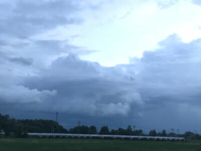 暴风雨前的宁静