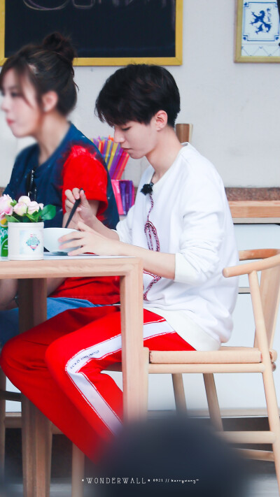 #王俊凯#+#TFBOYS王俊凯#+#TFBOYS#+cr+WANGderWALL0921