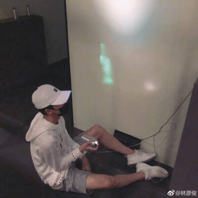 林彦俊的制霸少女