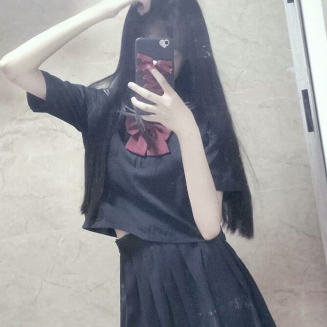 真人四人闺头。