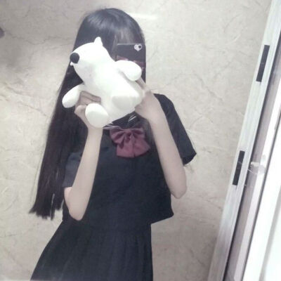 真人四人闺头。