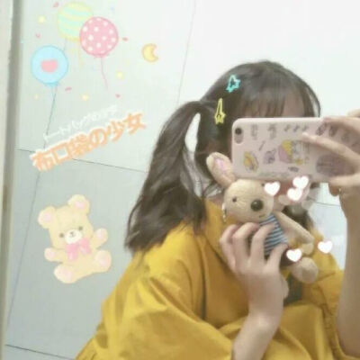 真人四人闺头。