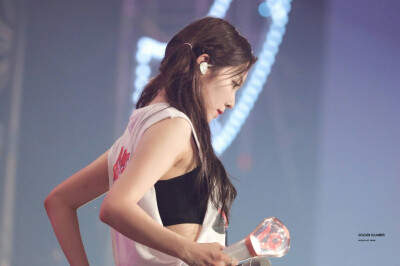 Irene 艾琳 裴珠泫