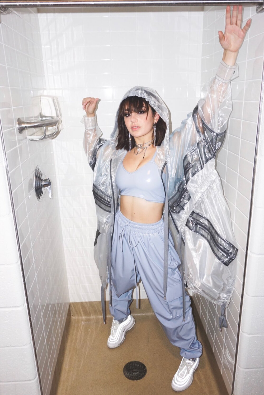 洗茶 Charli XCX