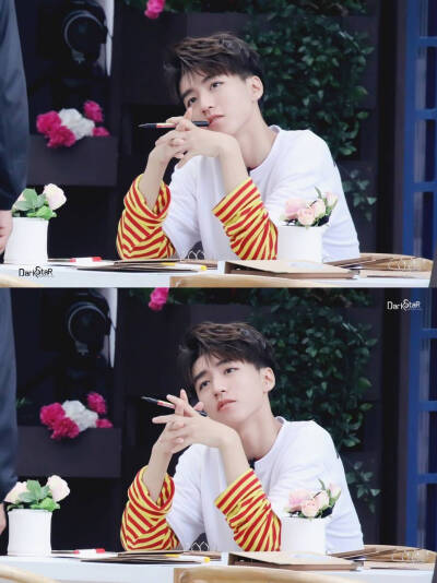 每天都在喜欢你 今天也只是其中一天
