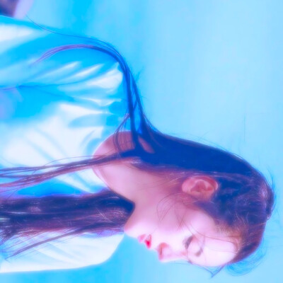 迪丽热巴
自调头像『美工：婆婆』
原图来源网络，二转注明